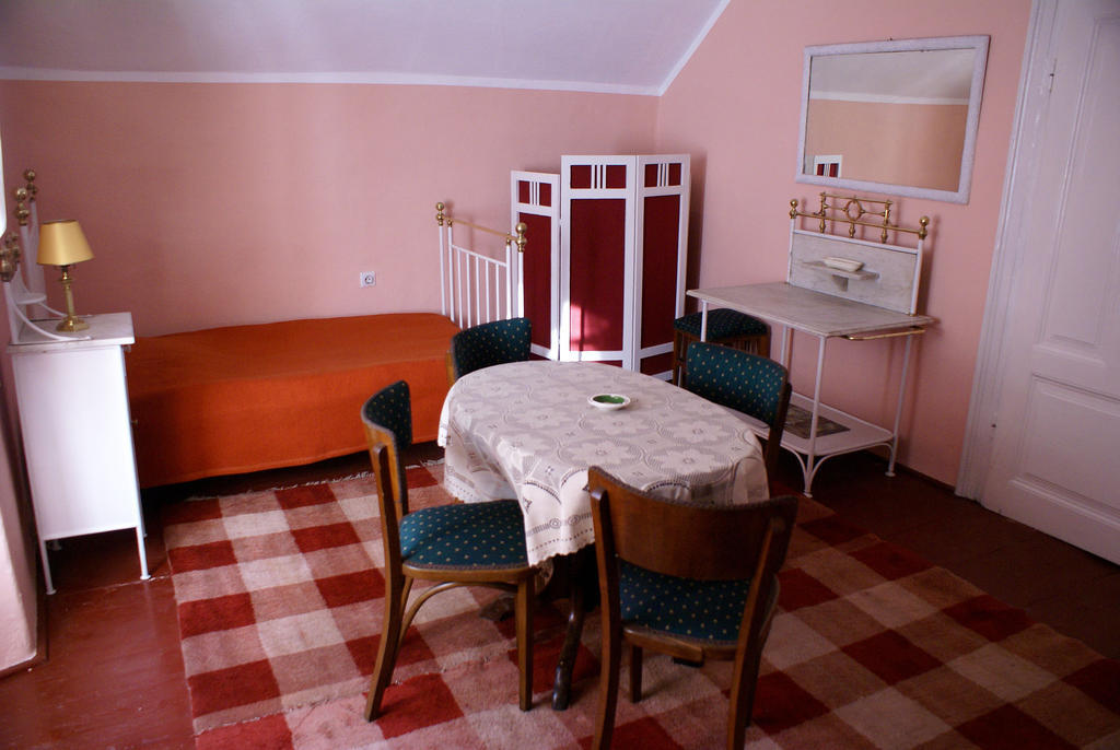 La Vecchia Casa Hotel Cetinje Kamer foto