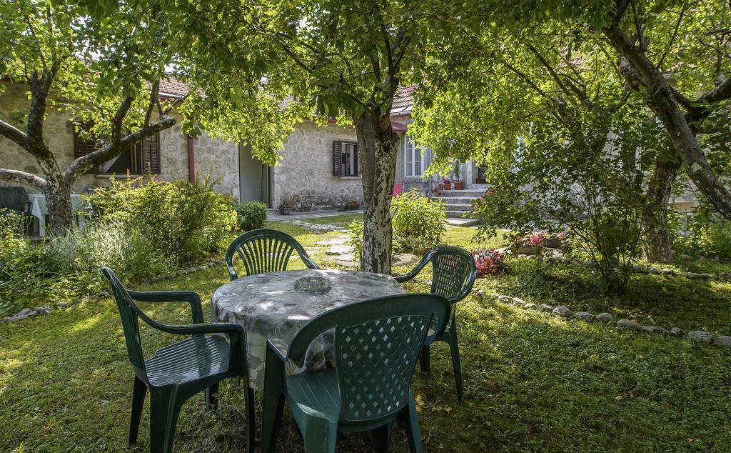 La Vecchia Casa Hotel Cetinje Buitenkant foto